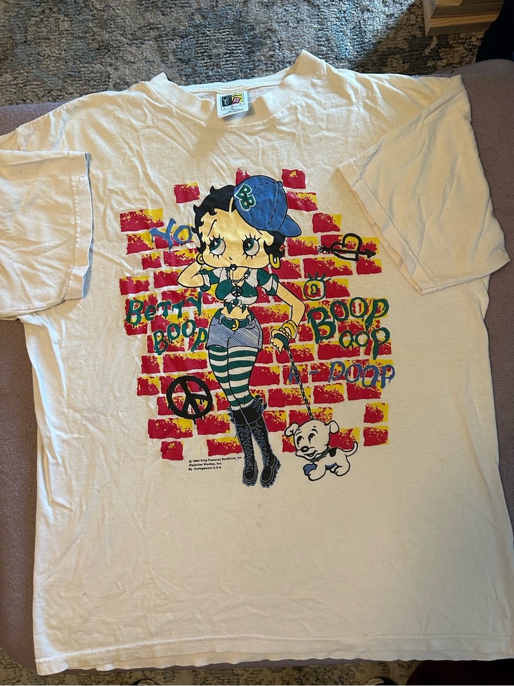 Betty Boop Cream Graphic Short Sleeve Tee with Multicolor Print - Picture 2 of 2